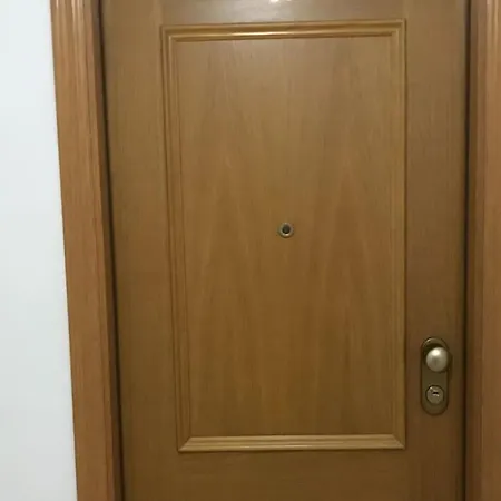 Comodo Y Espacioso Con Parking 발렌시아