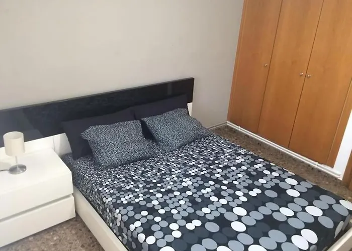Apartamento Cómodo Y Espacioso Con Parking Valencia